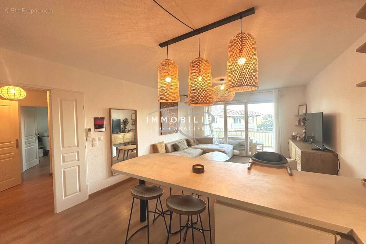 Appartement à LA CROIX-VALMER