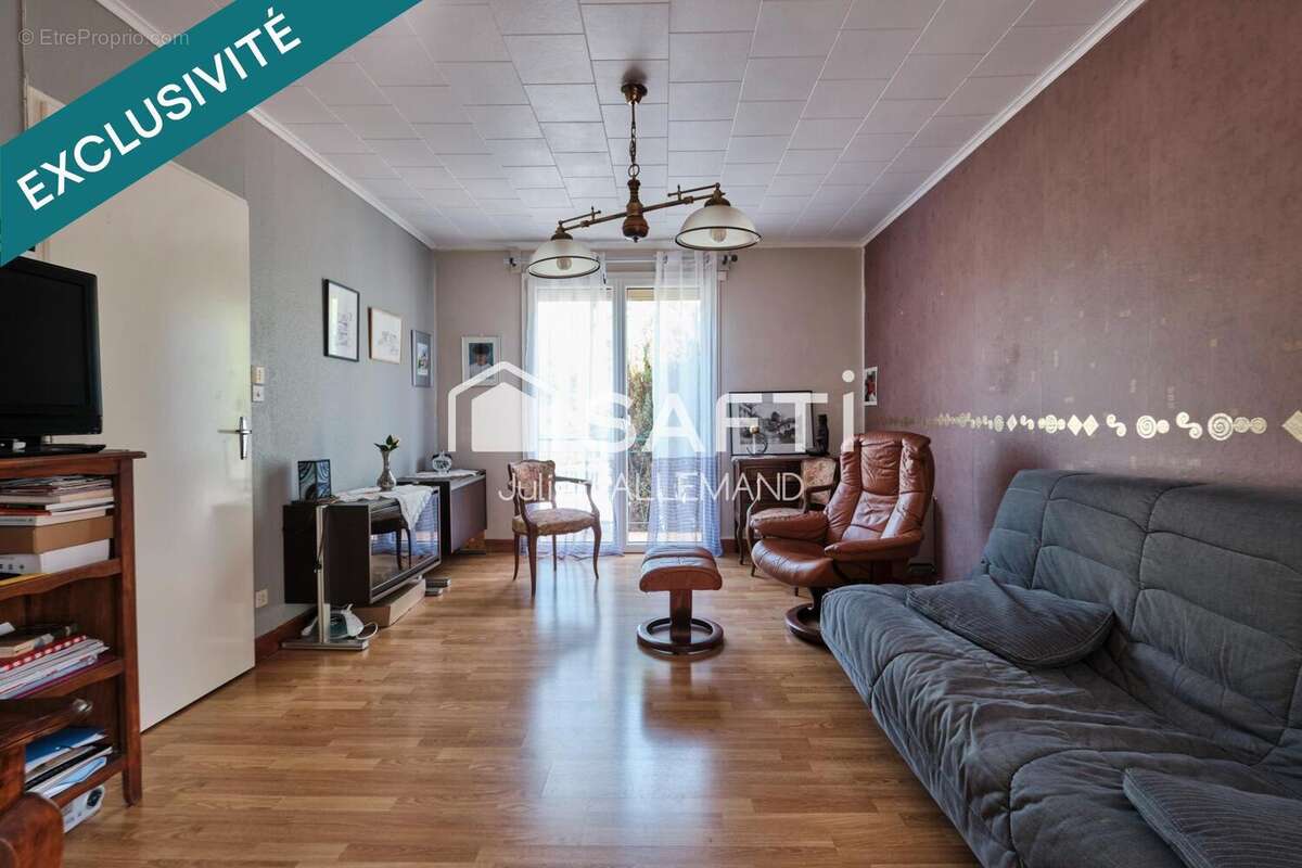 Photo 2 - Maison à LONS-LE-SAUNIER