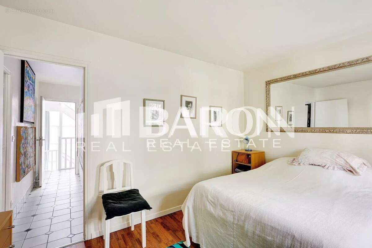 Maison à PARIS-19E
