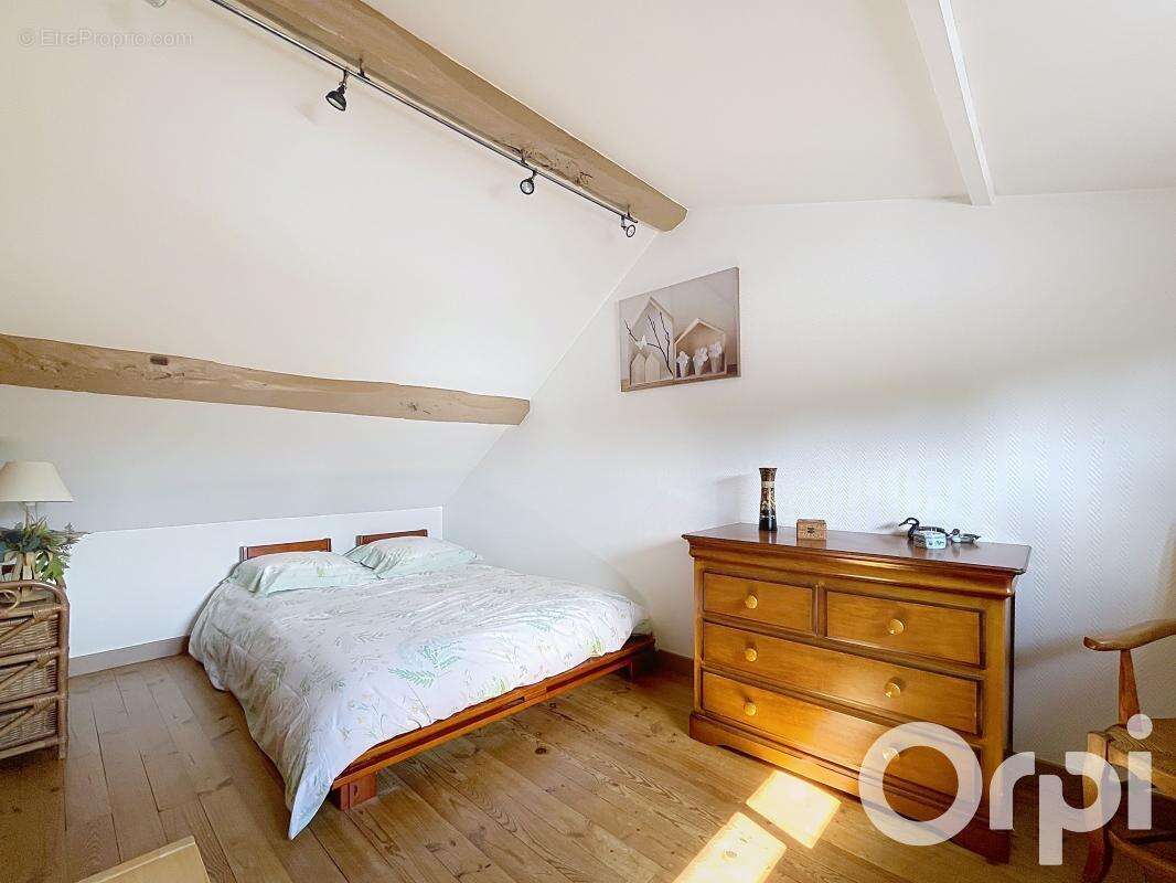 Maison à SAULX-LES-CHARTREUX