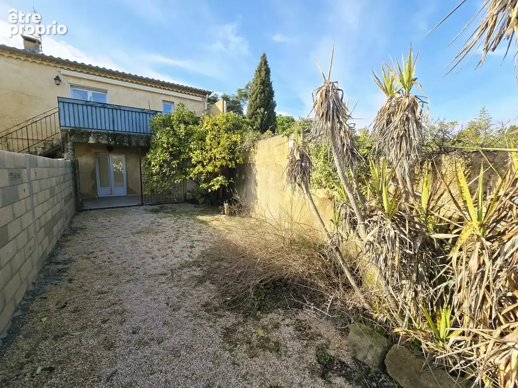 Appartement 103 m² à Saint-Quentin-La-Poterie  - photo 9