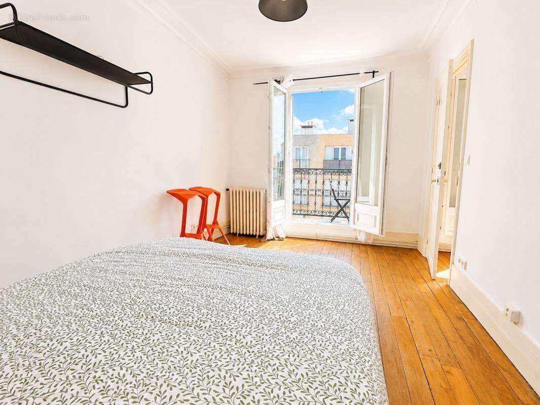 Appartement à PARIS-18E