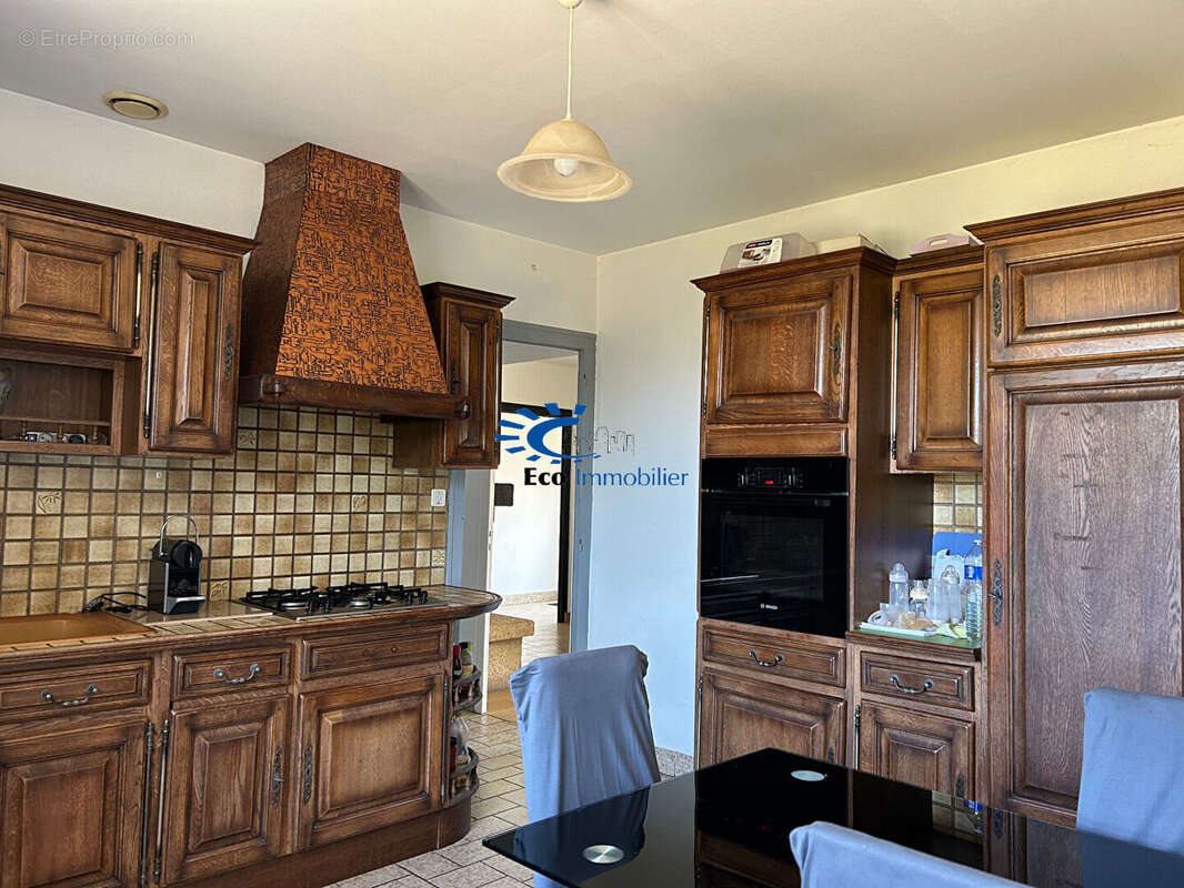 Maison à SAINT-JEAN-DE-LIVERSAY