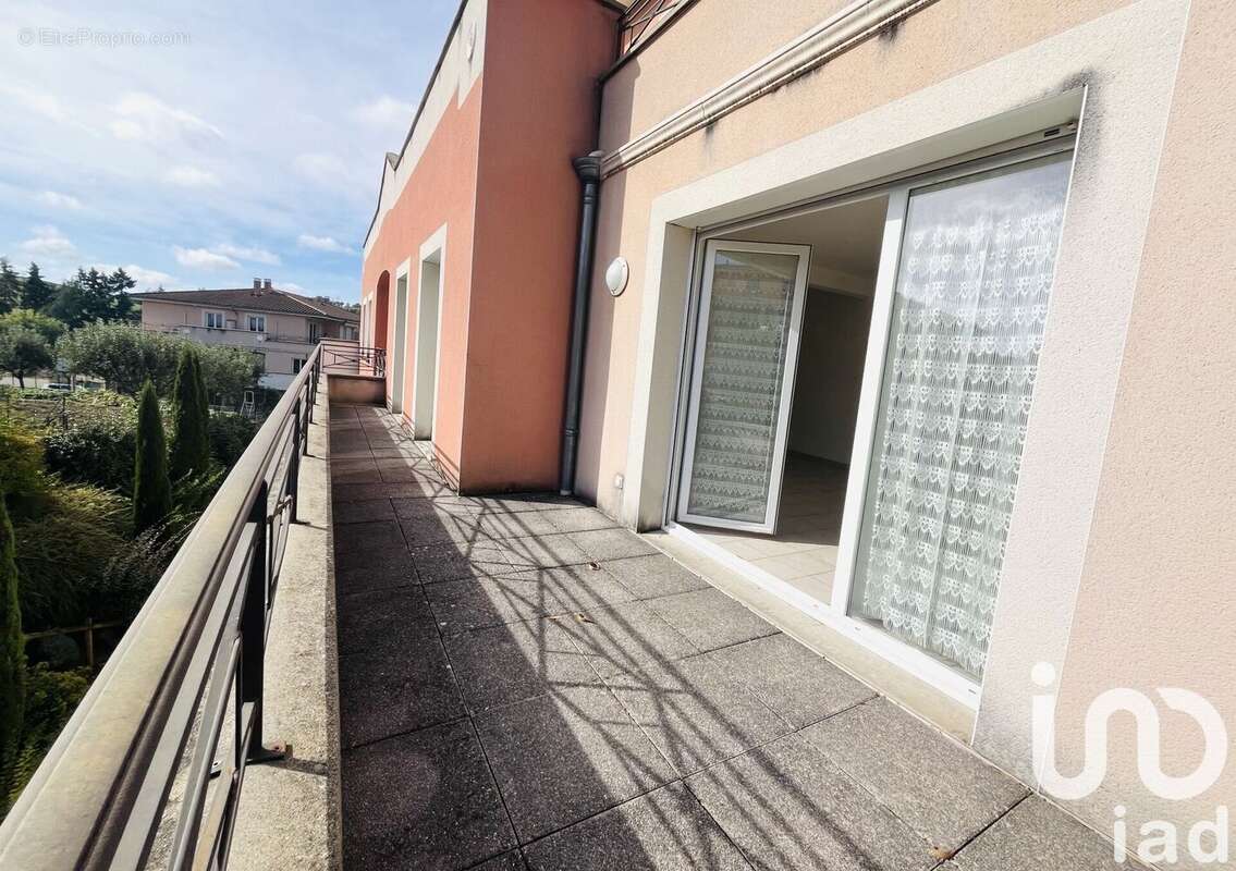 Photo 3 - Appartement à PANISSIERES