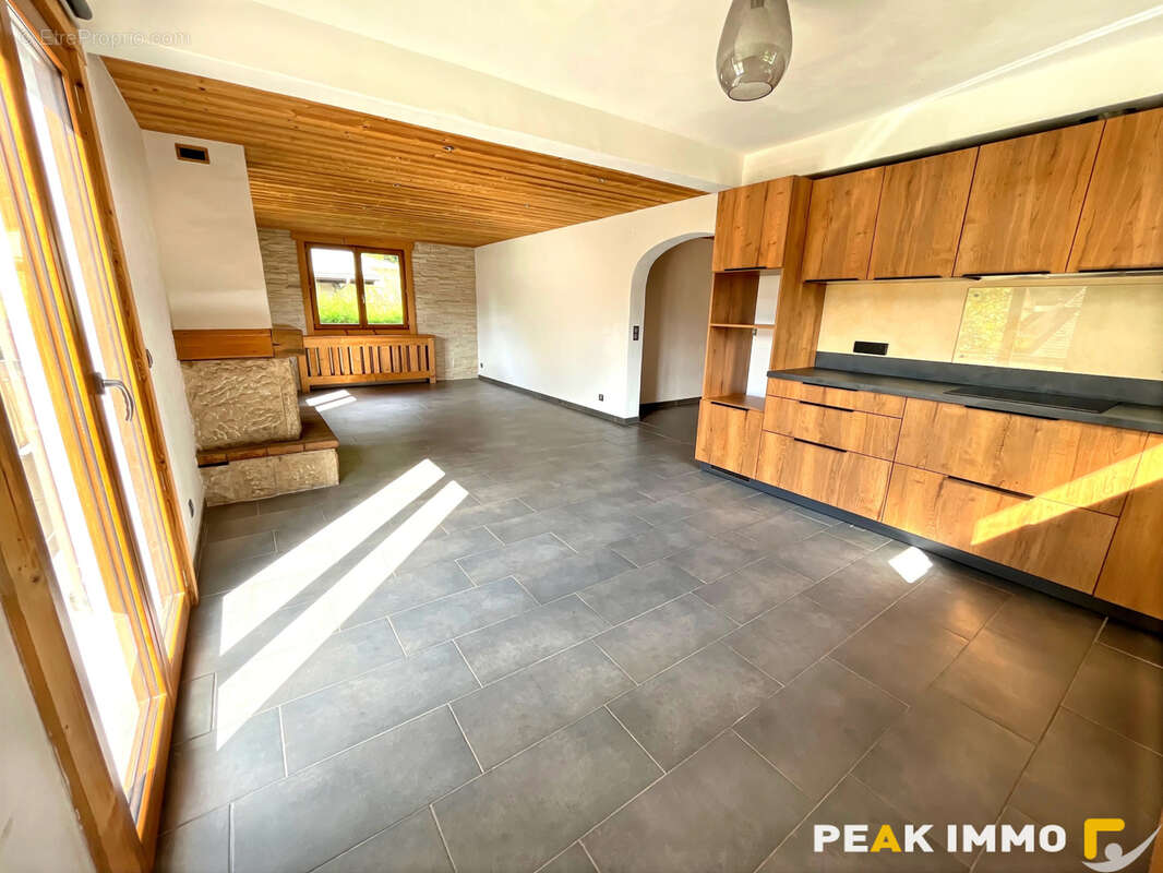 Appartement à SALLANCHES