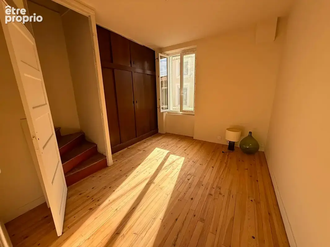 Maison de rue 102 m² - 5 chambres - Garage 90 m² - Valence - photo 2