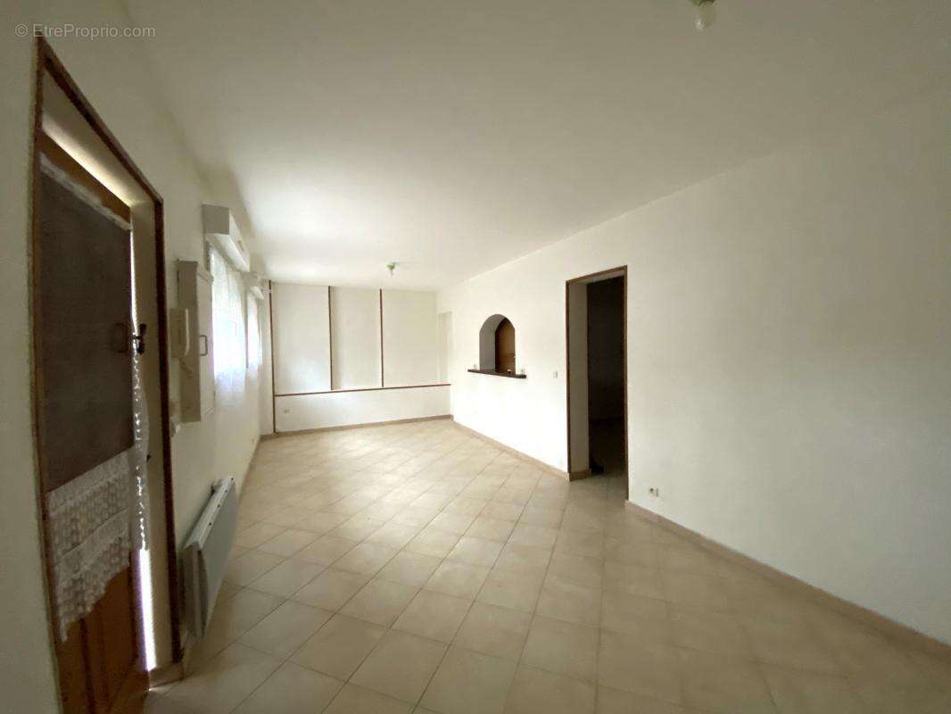 Appartement à BENNECOURT