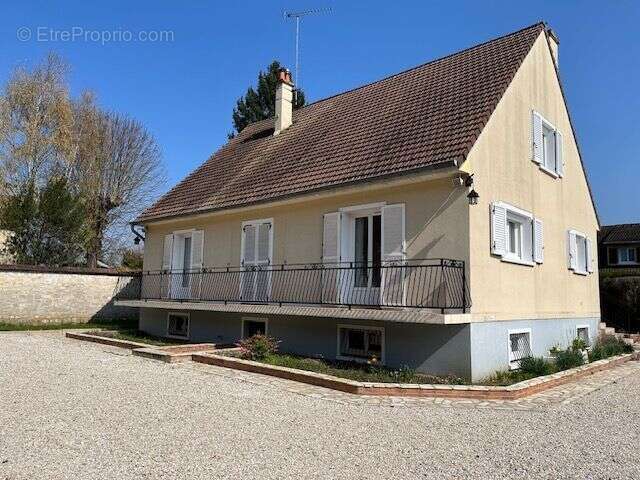 Maison à BUTRY-SUR-OISE