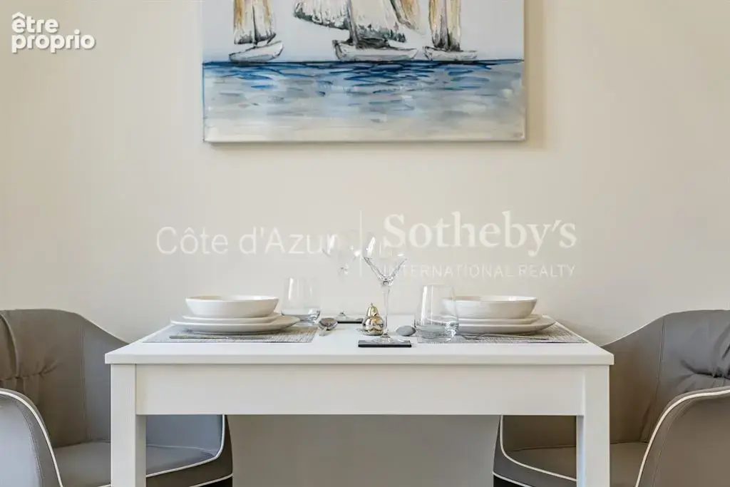 Nice Jean Médecin, appartement deux chambres avec balcon au cœur de la ville - photo 12