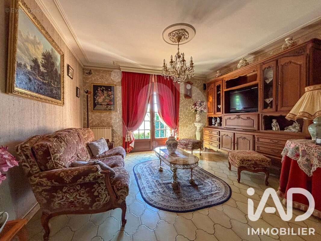 Maison 192 m² à Premilhat  - photo 5
