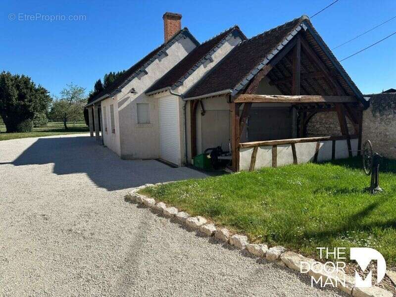 Maison à MONT-PRES-CHAMBORD