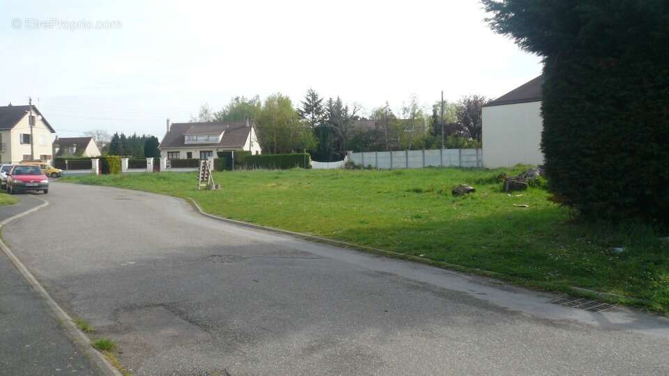 Terrain 490 m² à Noiseau  - photo 2