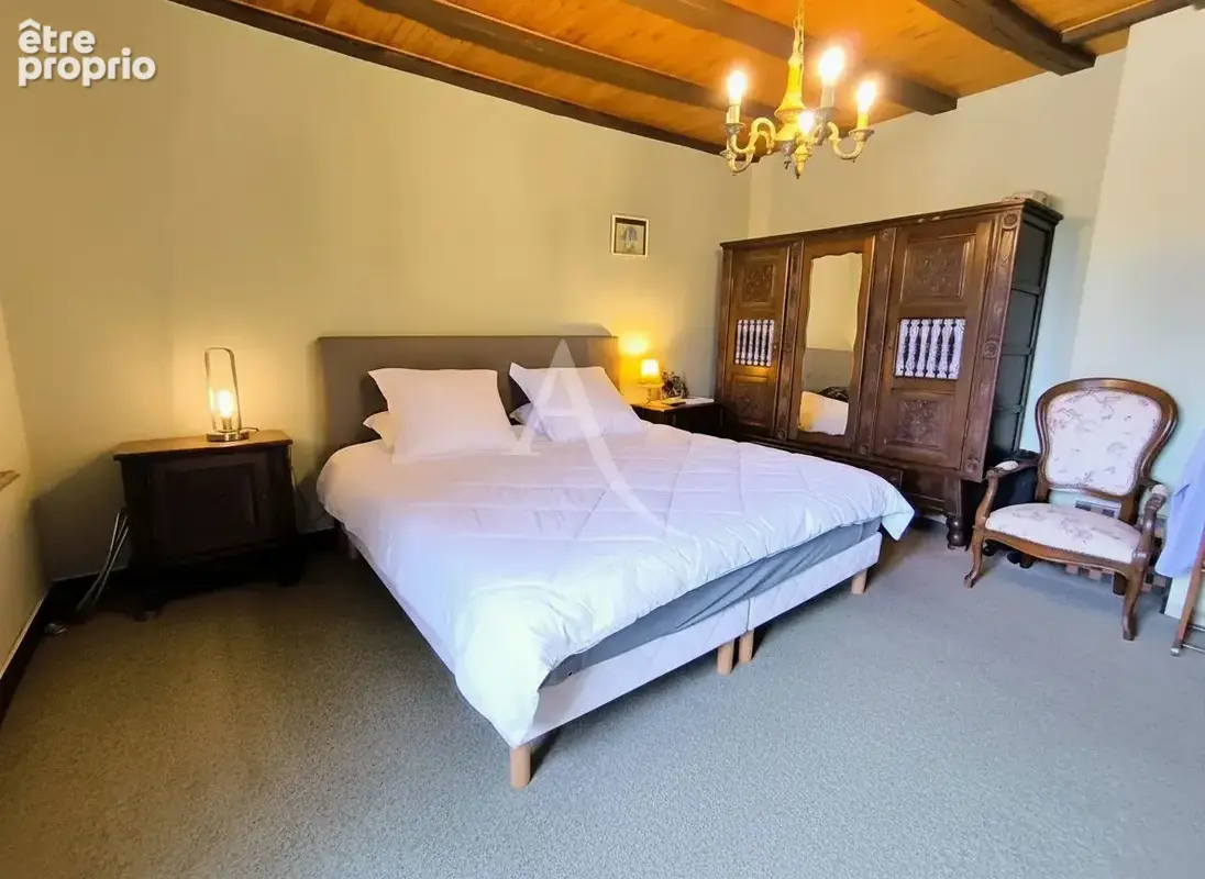 Maison en pierre 221m² avec dépendances et piscine, 5 minutes de Catus - photo 11