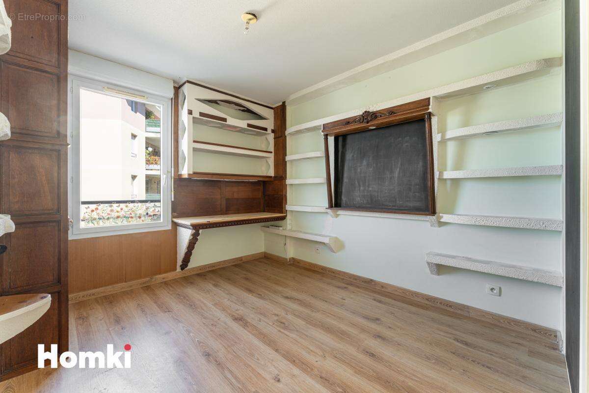 Appartement à MARSEILLE-9E