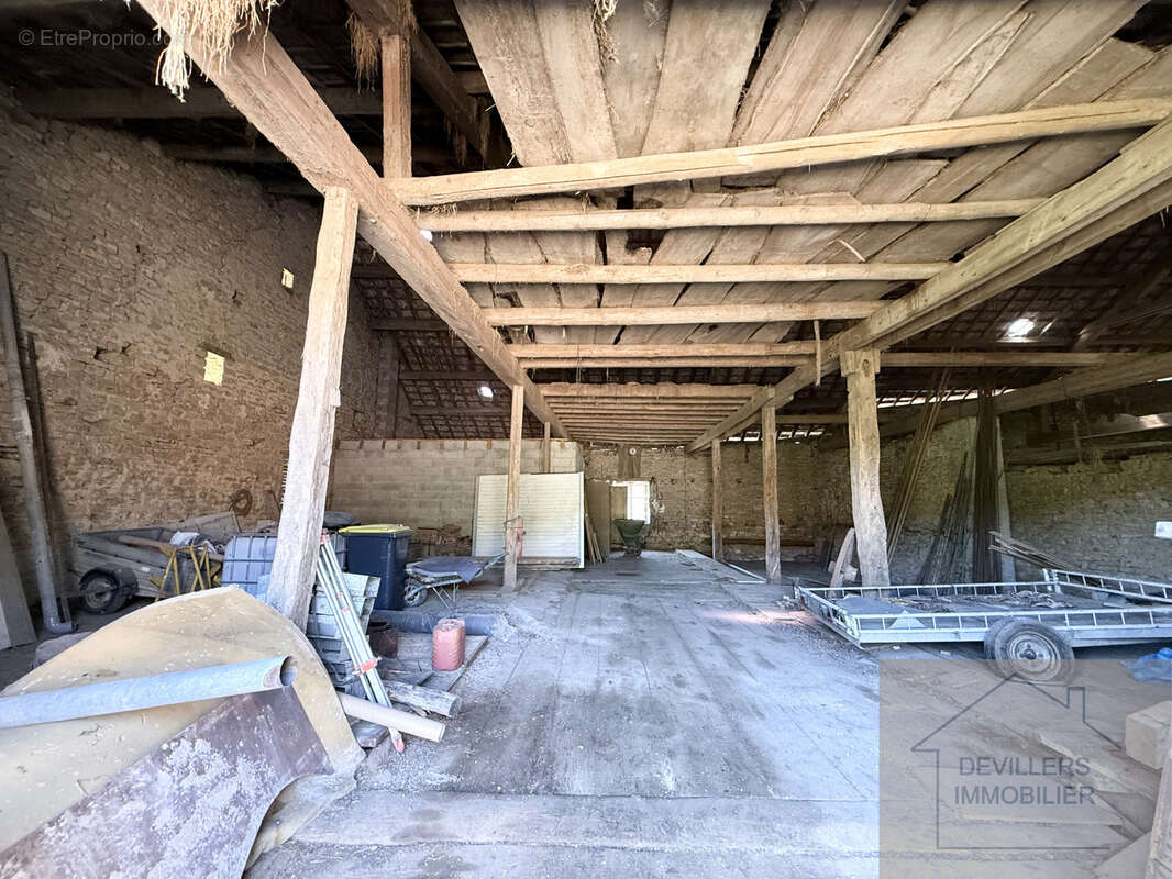 Ferme mitoyenne à rénover avec dépendances   Scey-Maisières - photo 10