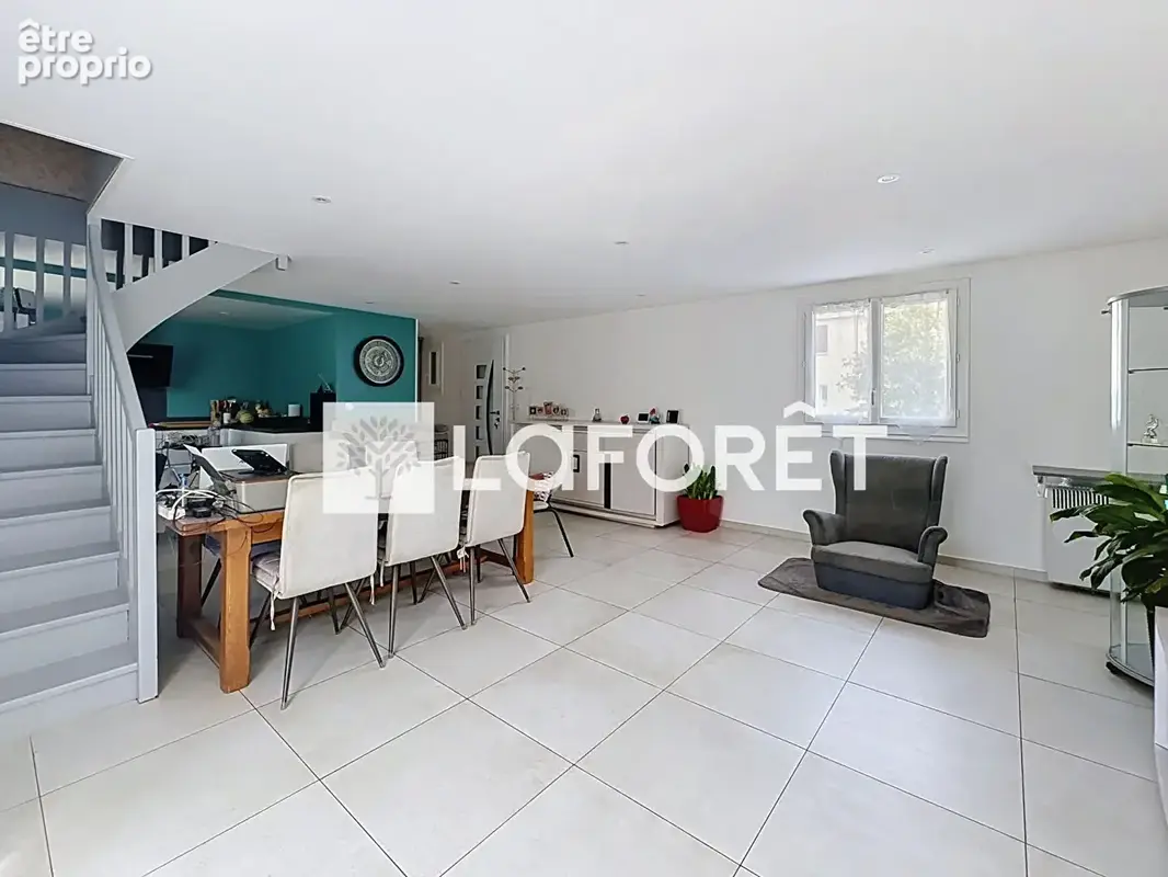 Maison Moissy Cramayel 6 pièces 122 m2 - photo 2