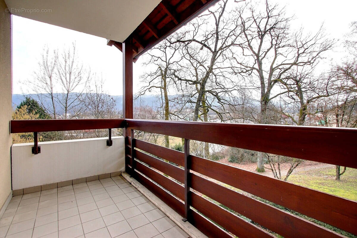 Appartement à QUINTAL