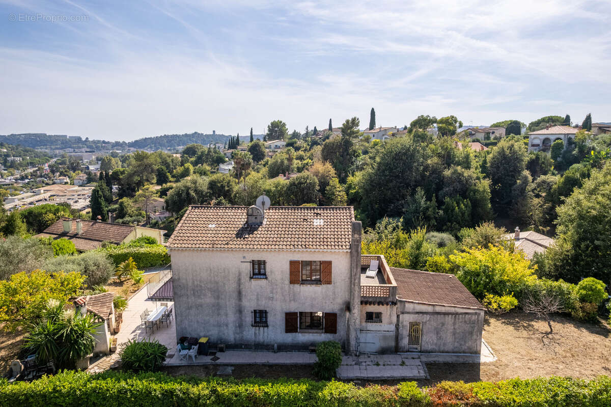Maison à LA COLLE-SUR-LOUP