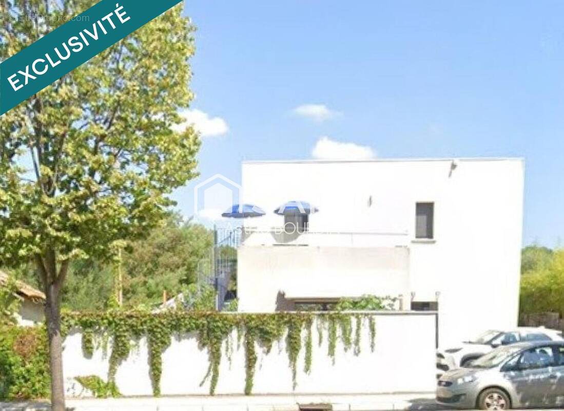Photo 1 - Maison à CASTELNAU-LE-LEZ