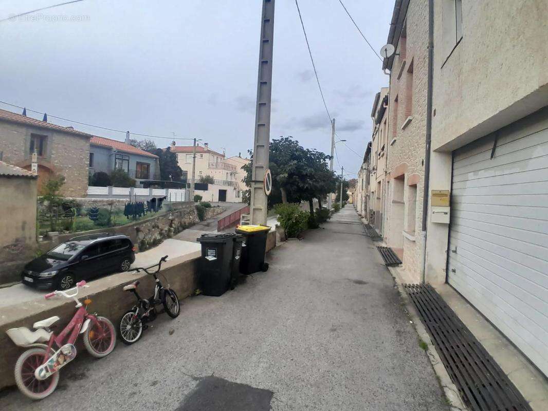 Maison à ESTAGEL