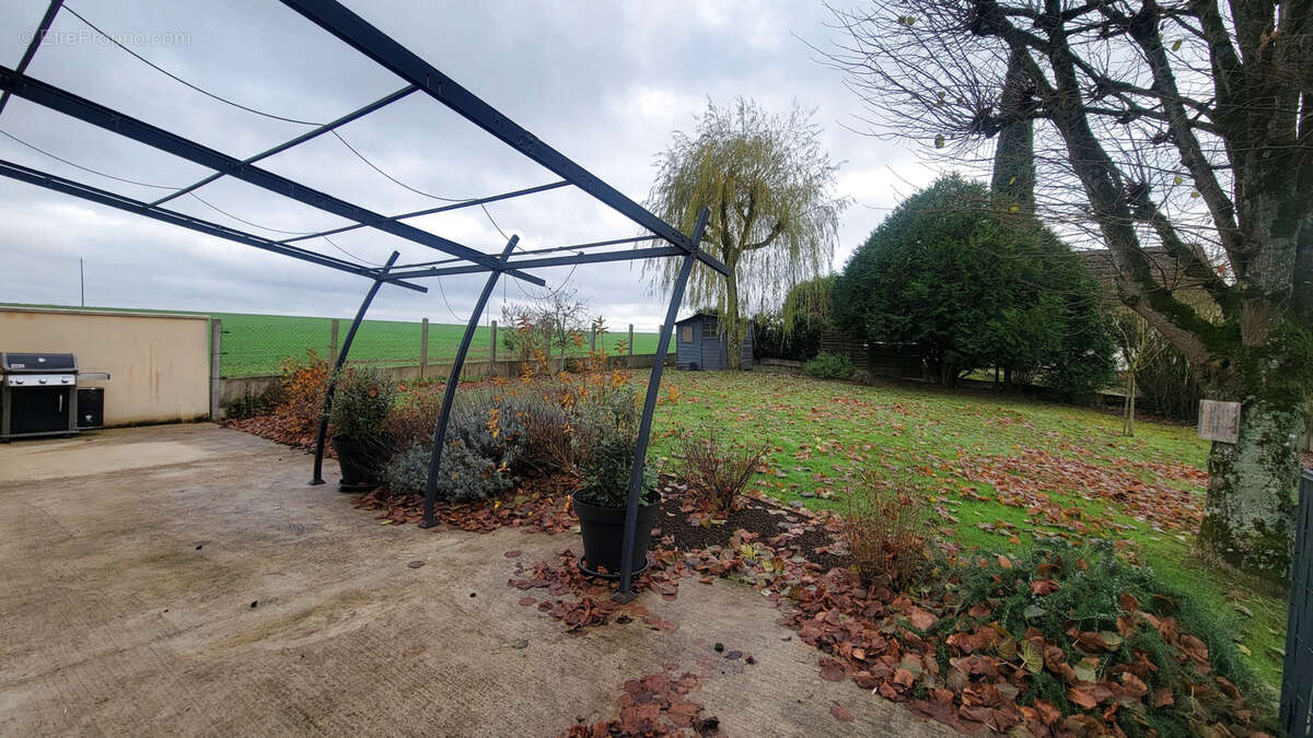 Maison à CHALMAISON