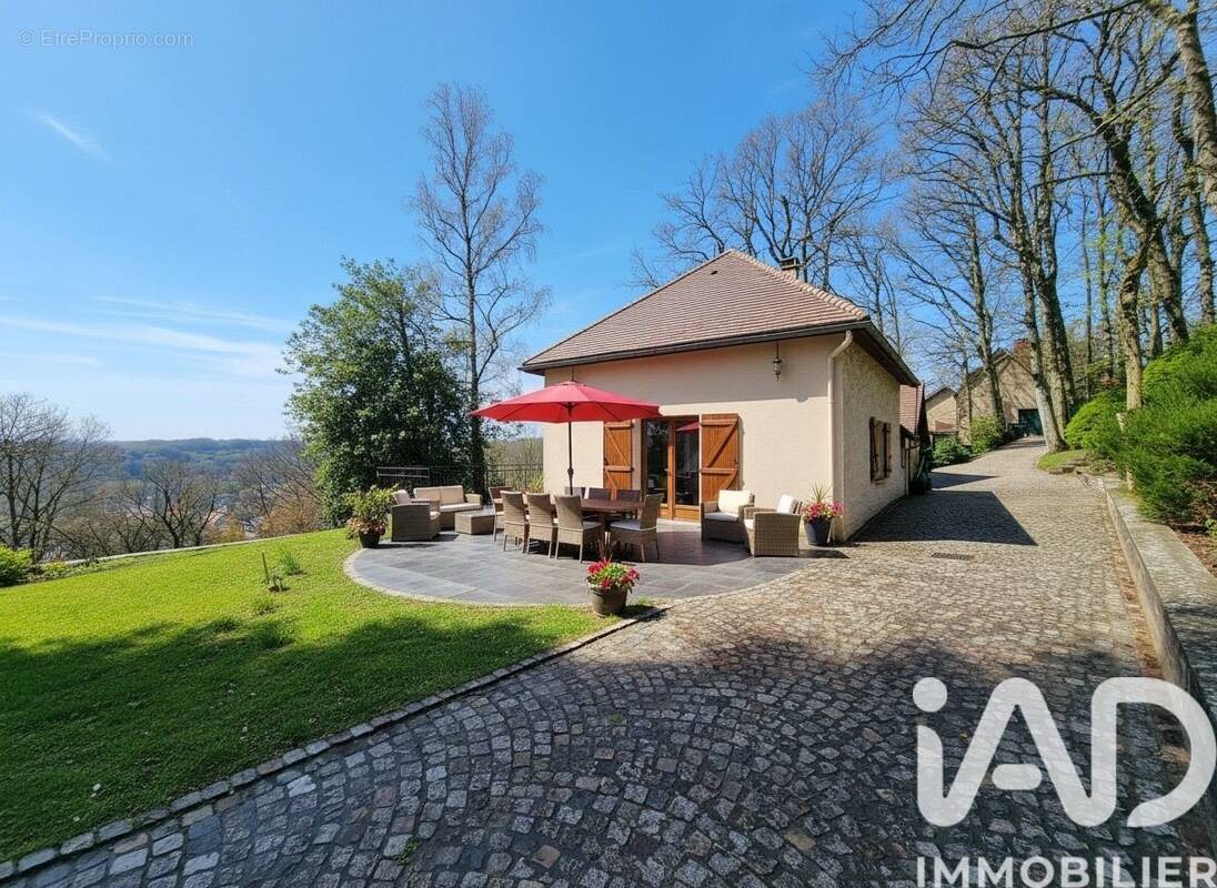 Photo 1 - Maison à GIF-SUR-YVETTE