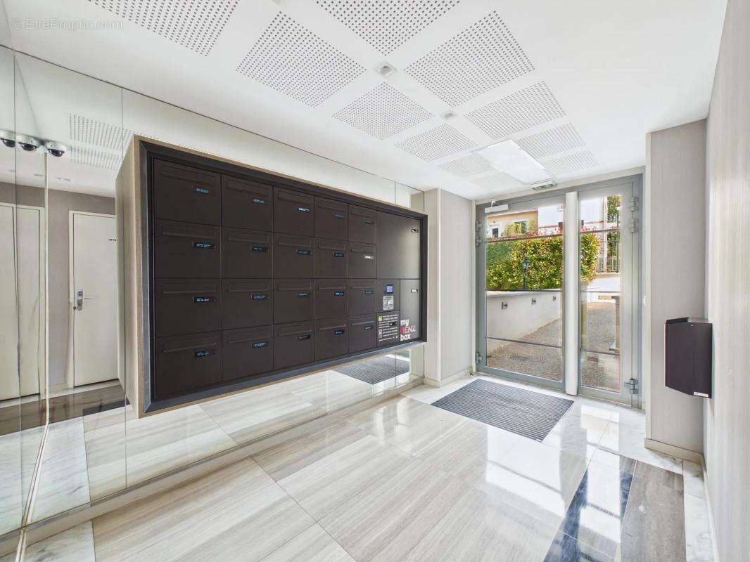 Appartement à GARCHES