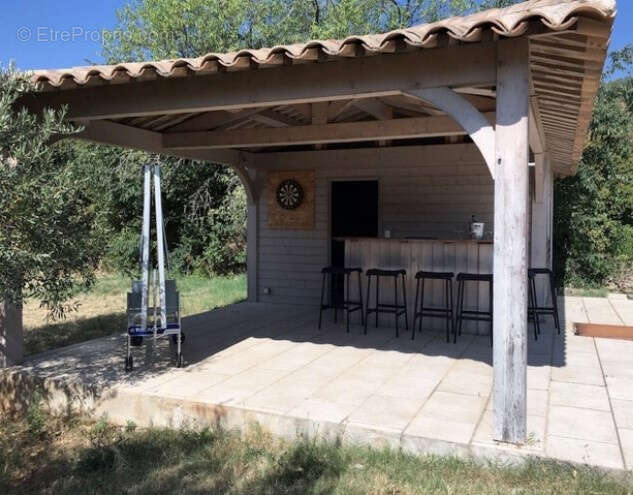 Maison à COTIGNAC