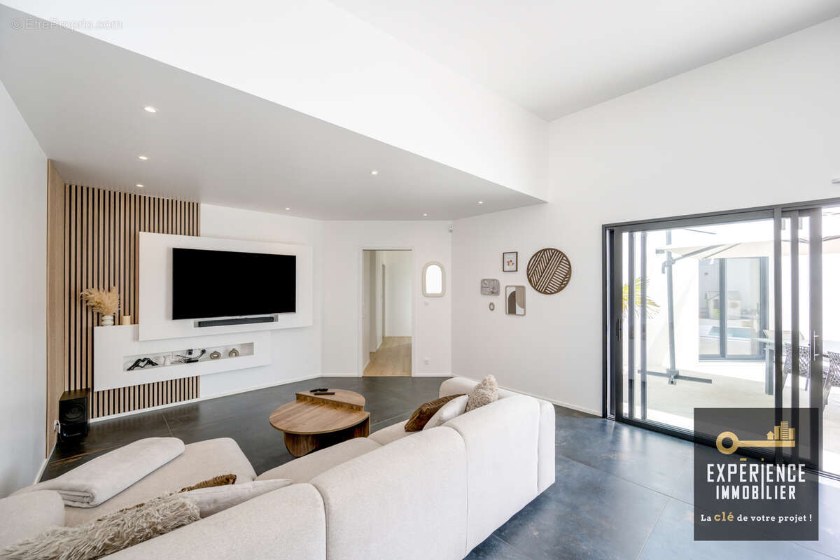 Maison contemporaine de plain-pied avec piscine - photo 4