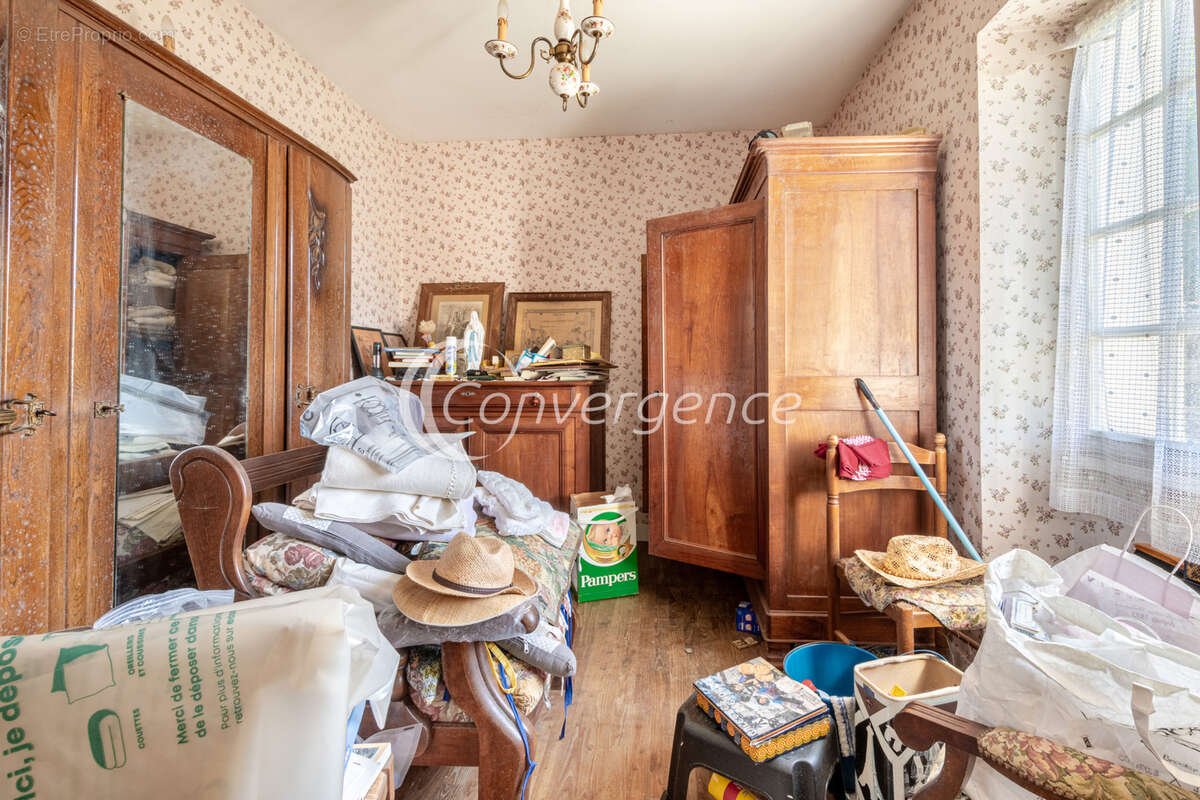 Maison à SAINT-PRIEST-LIGOURE