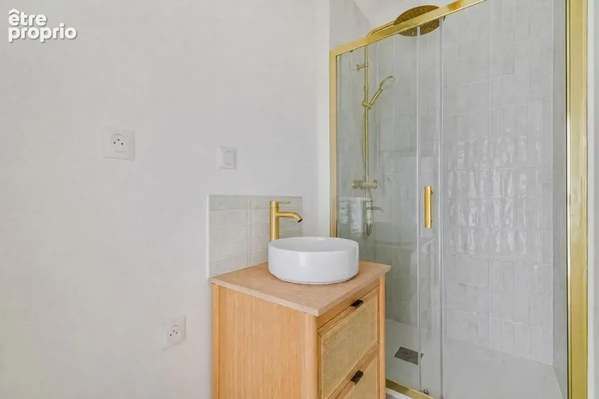 Appartement, 73.13 m², Paris 18 3 chambres - photo 6