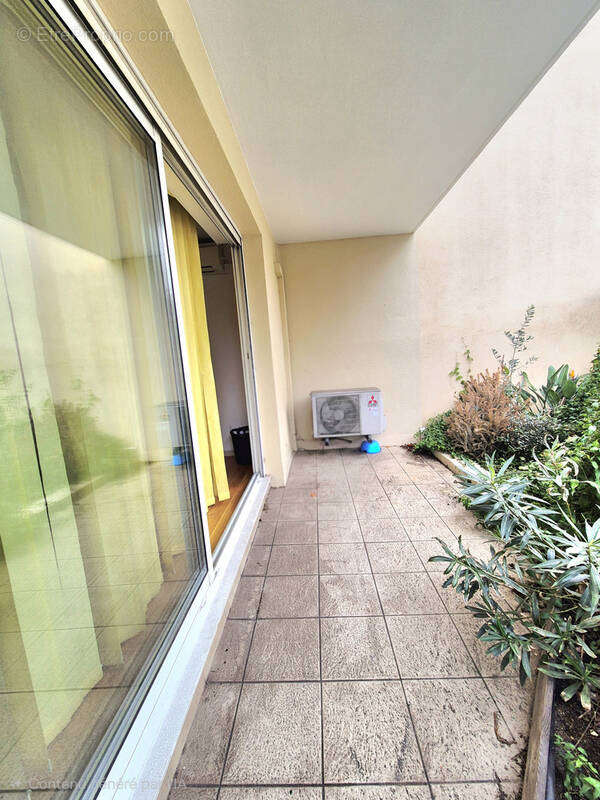 Appartement à HYERES