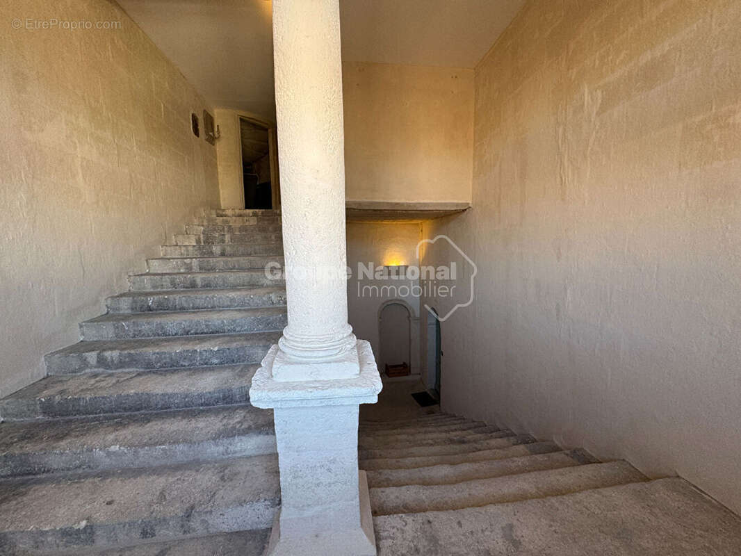 Appartement à BEAUCAIRE