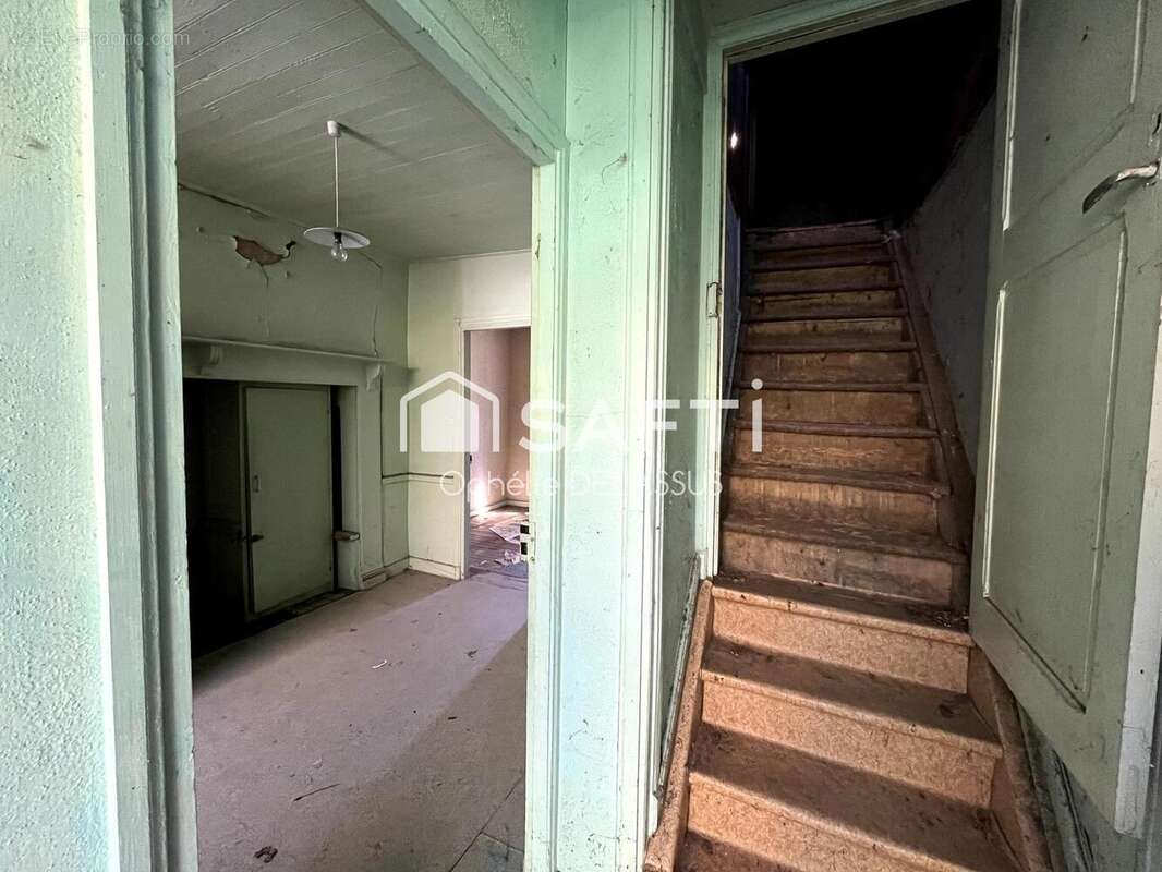 Maison 150 m² à Espartignac  - photo 4
