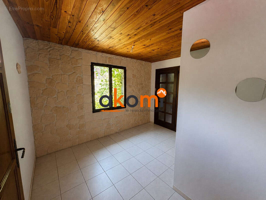 Maison à SENONES