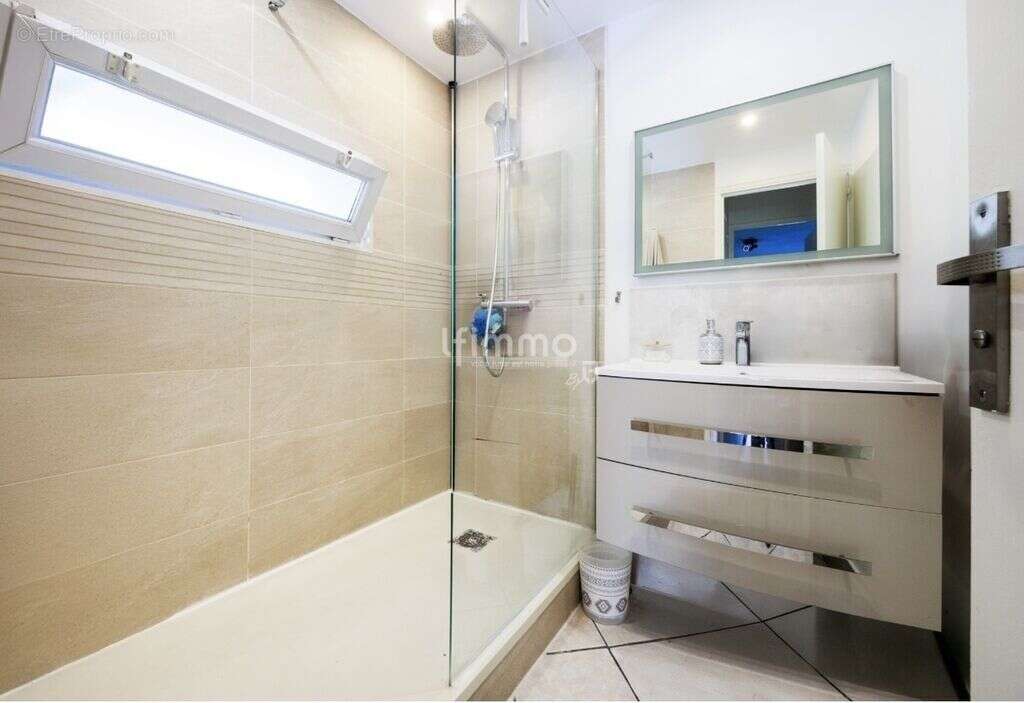 Appartement à MARSEILLE-12E