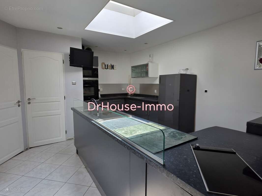 Maison à HELLEMMES-LILLE