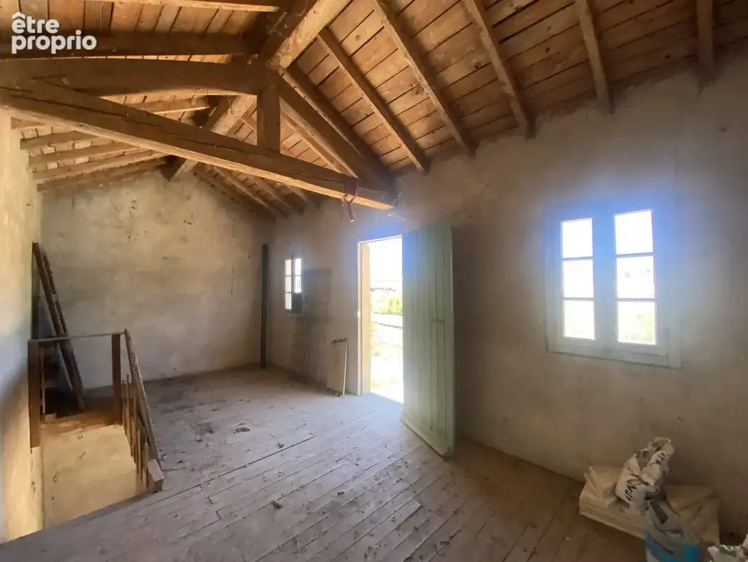 Maison familiale avec piscine à Saint-André-le-Puy — 226 m2 sur 930 m2 clos et arboré - photo 26