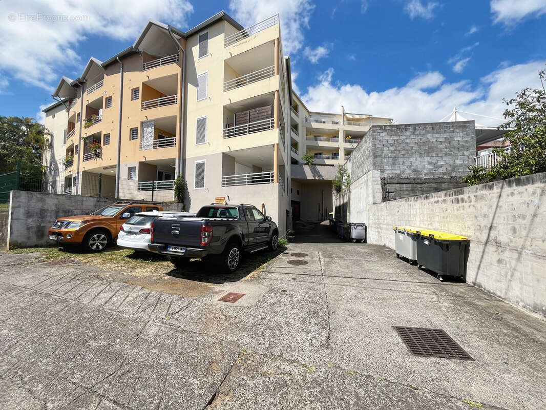 Appartement à SAINT-DENIS