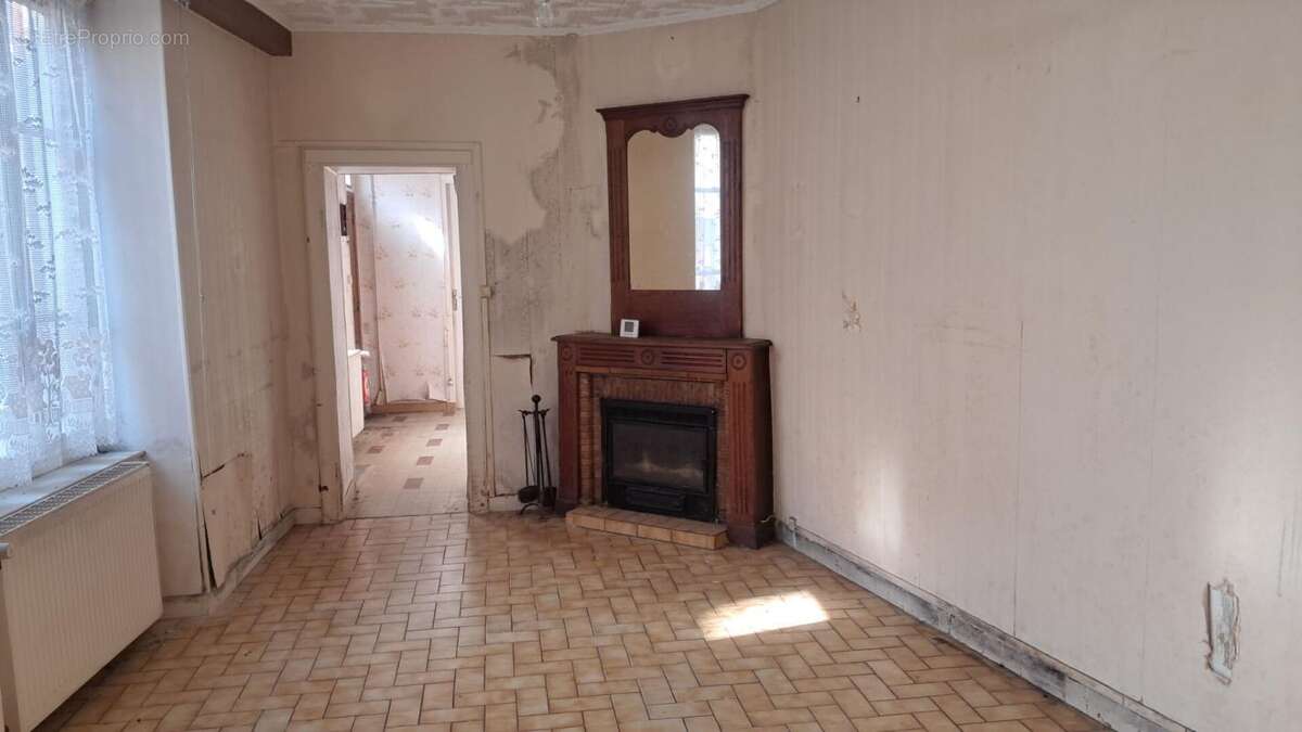 Maison à CORVOL-L&#039;ORGUEILLEUX