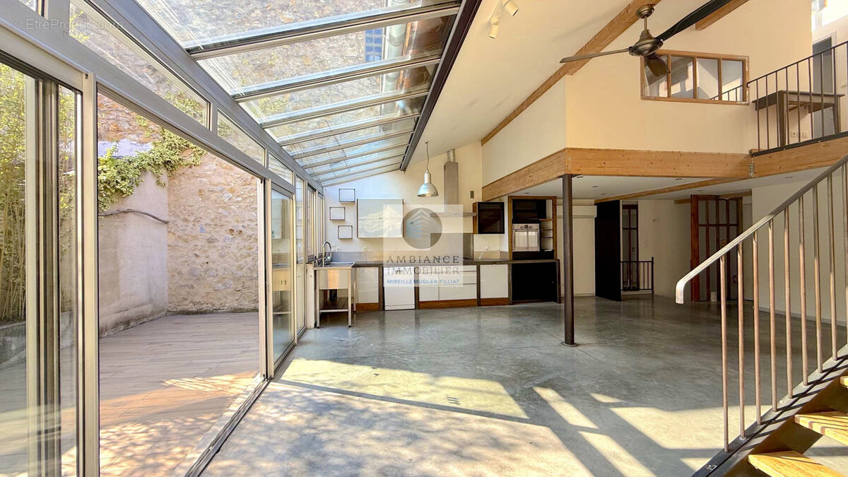 Maison à LIVRON-SUR-DROME