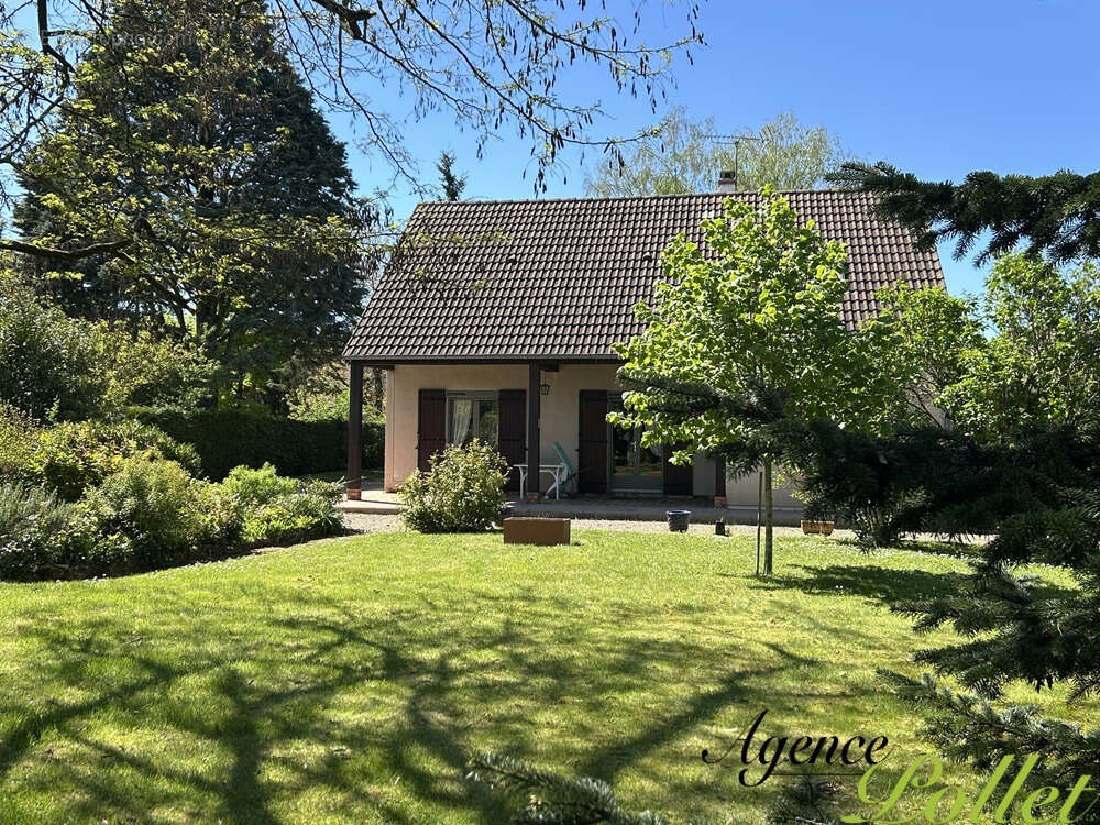 Maison à AUBIGNY-SUR-NERE