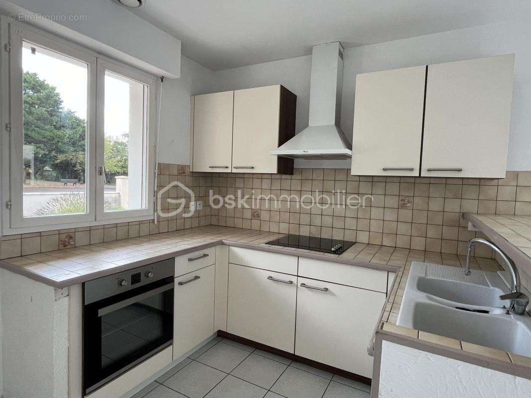 SAUJON  -  maison plain-pied 91 m2 sur terrain clos 560 m2 - photo 6