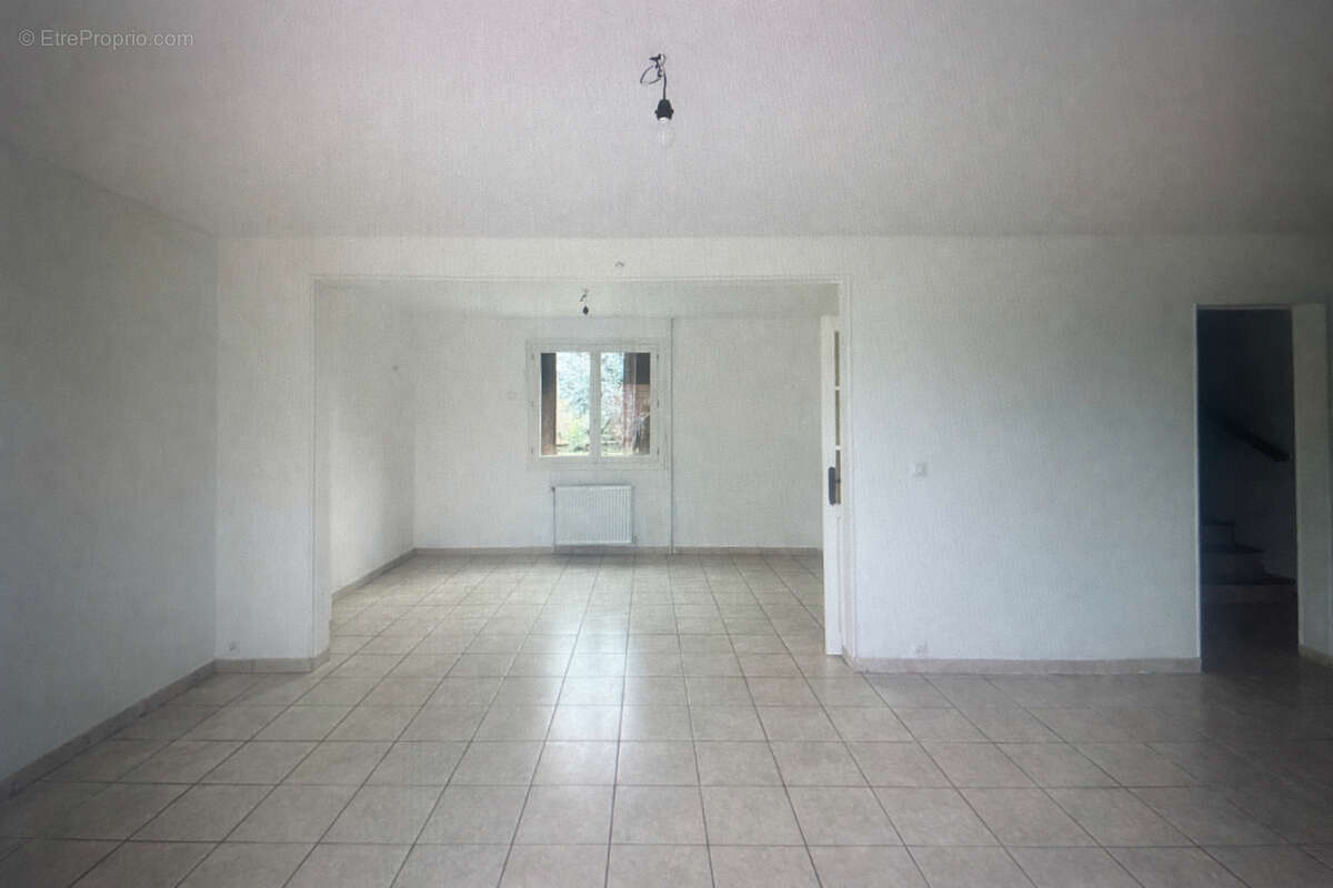 59509300b.jpg - Maison à MERU
