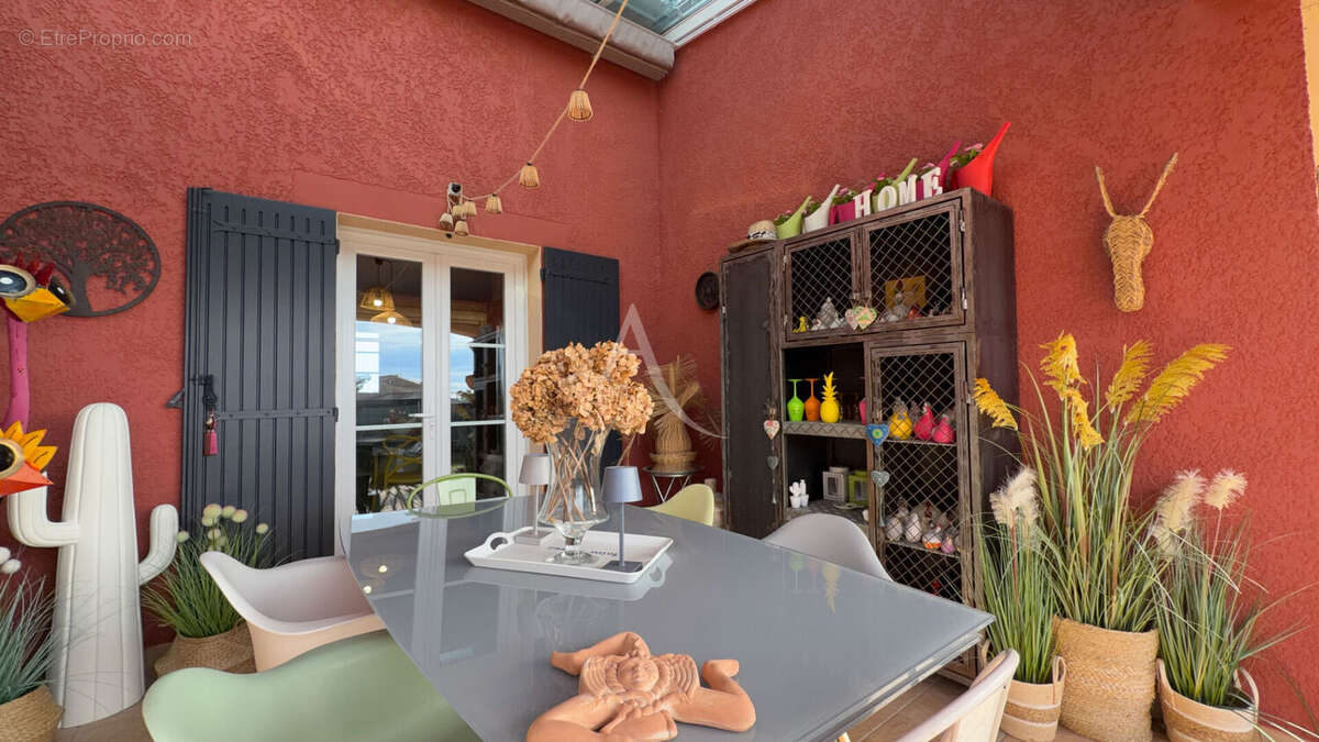 Maison à FORCALQUIER