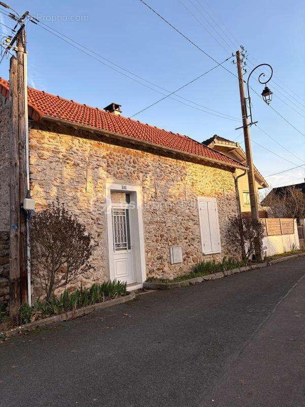 Maison à SAINTRY-SUR-SEINE