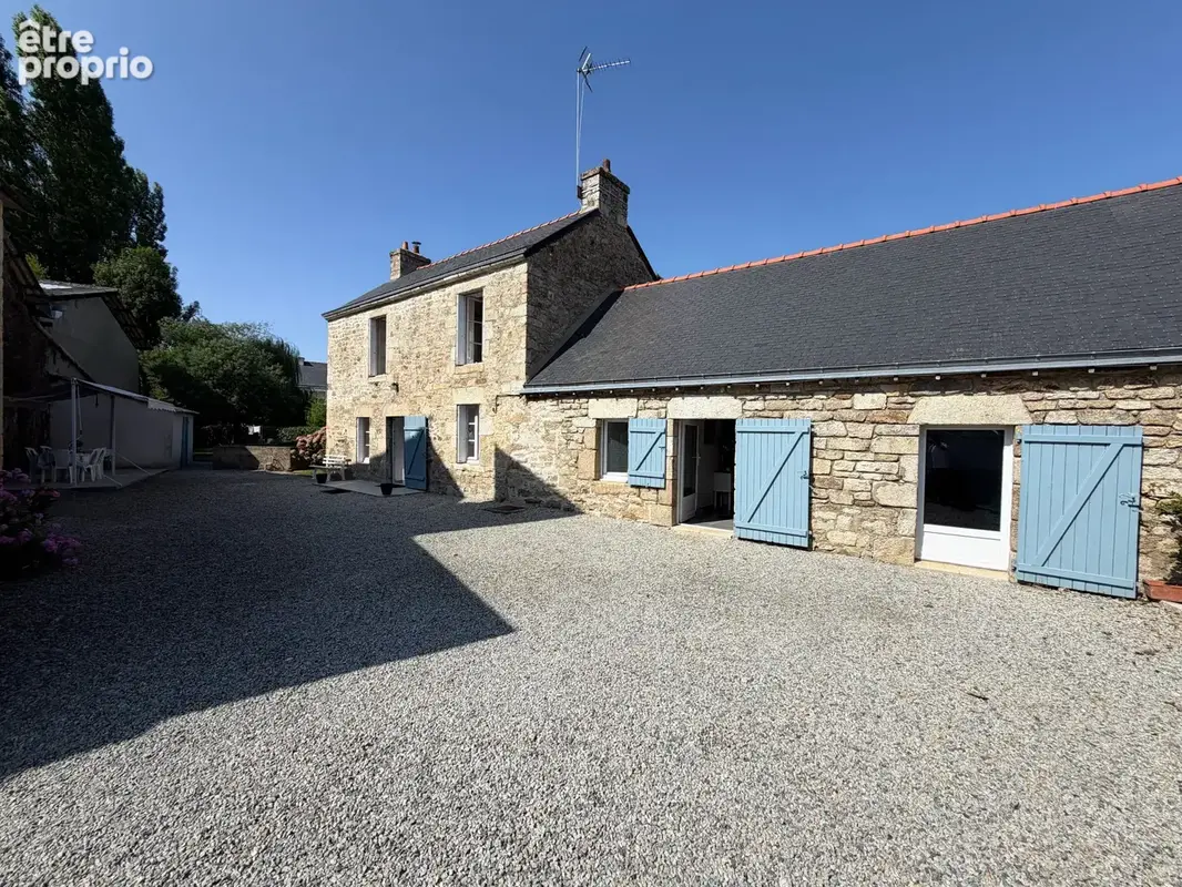 À VENDRE   Charmante maison en pierre rénovée au cœur de Baud - photo 2