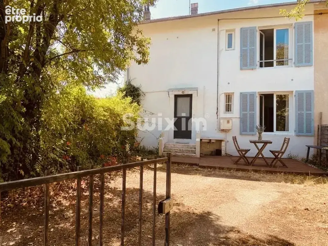Appartement à PONT-SAINT-ESPRIT