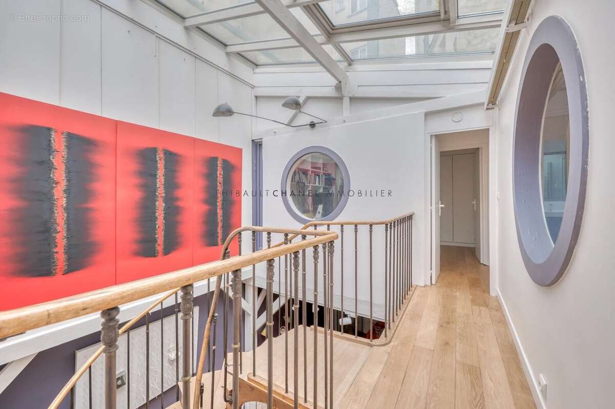 Appartement à PARIS-7E