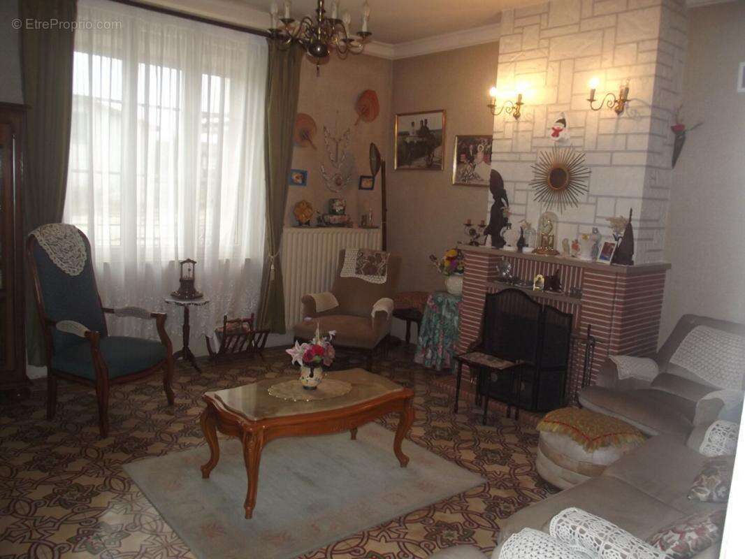 Maison à MAIZIERES-LES-BRIENNE